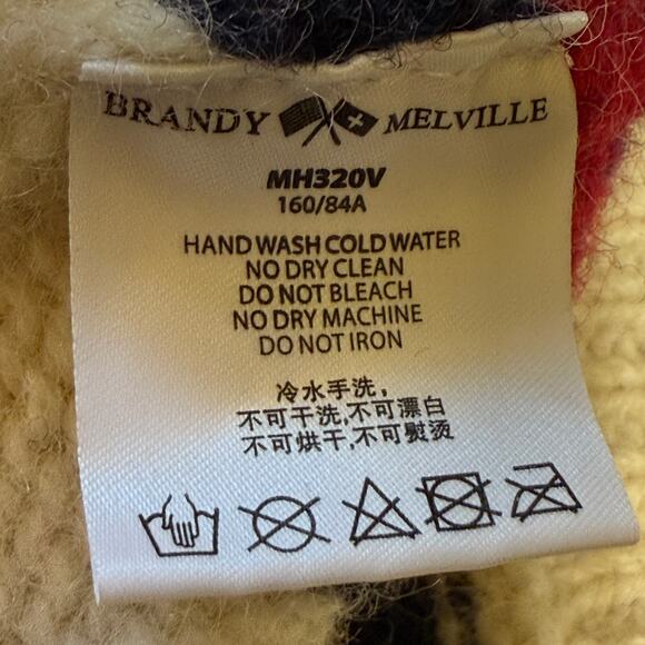 Brandy Melville Nikki VNeck Tennis Sweater Cableknit Wool Blend Oversized - Picture 8 of 11